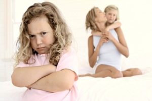Признаки и проявления материнской нелюбви