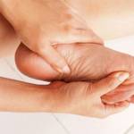 Покраснение пальцев ног и стопы: причины и лечение зуда и красных пятен