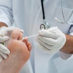 Аморолфин от грибка: спрей и лак в лечении ногтей