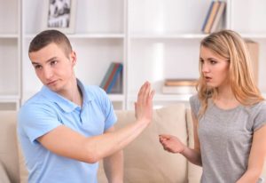 Что делать, если брат или сестра не хотят с вами общаться?