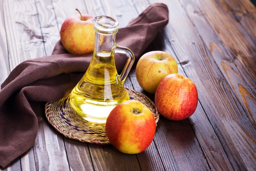 Полезно ли при псориазе выбирать в качестве средства профилактики уксусную эссенцию или яблочный уксус