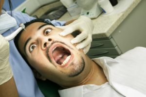 Почему все люди боятся стоматолога?
